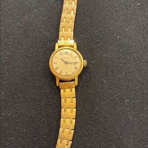 Vintage Gold Onsa Watch